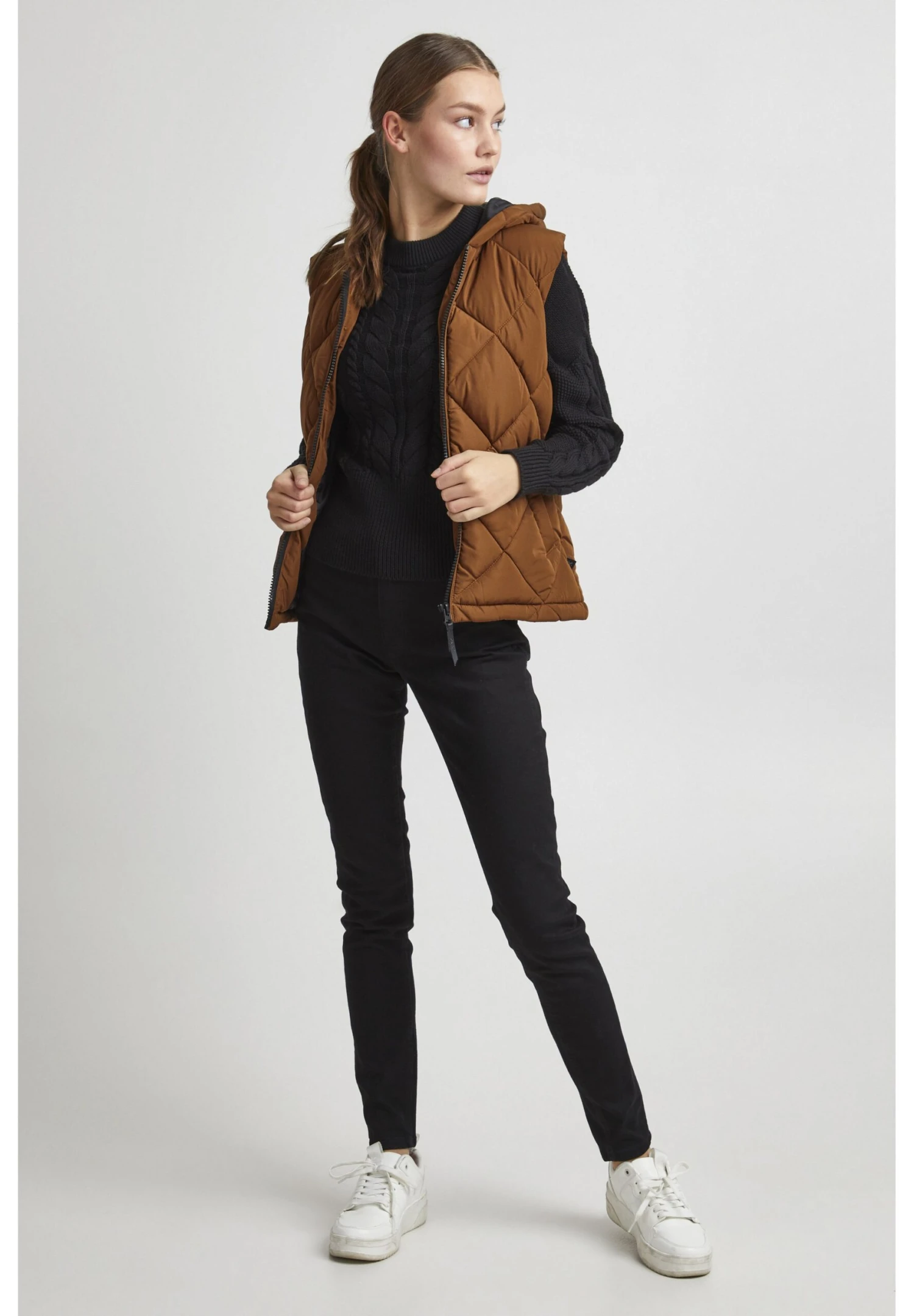 OXMO Oxstana - Chaleco - Tortoise Shell 4 OXMO Oxstana - Chaleco - Tortoise Shell - Imagen 2