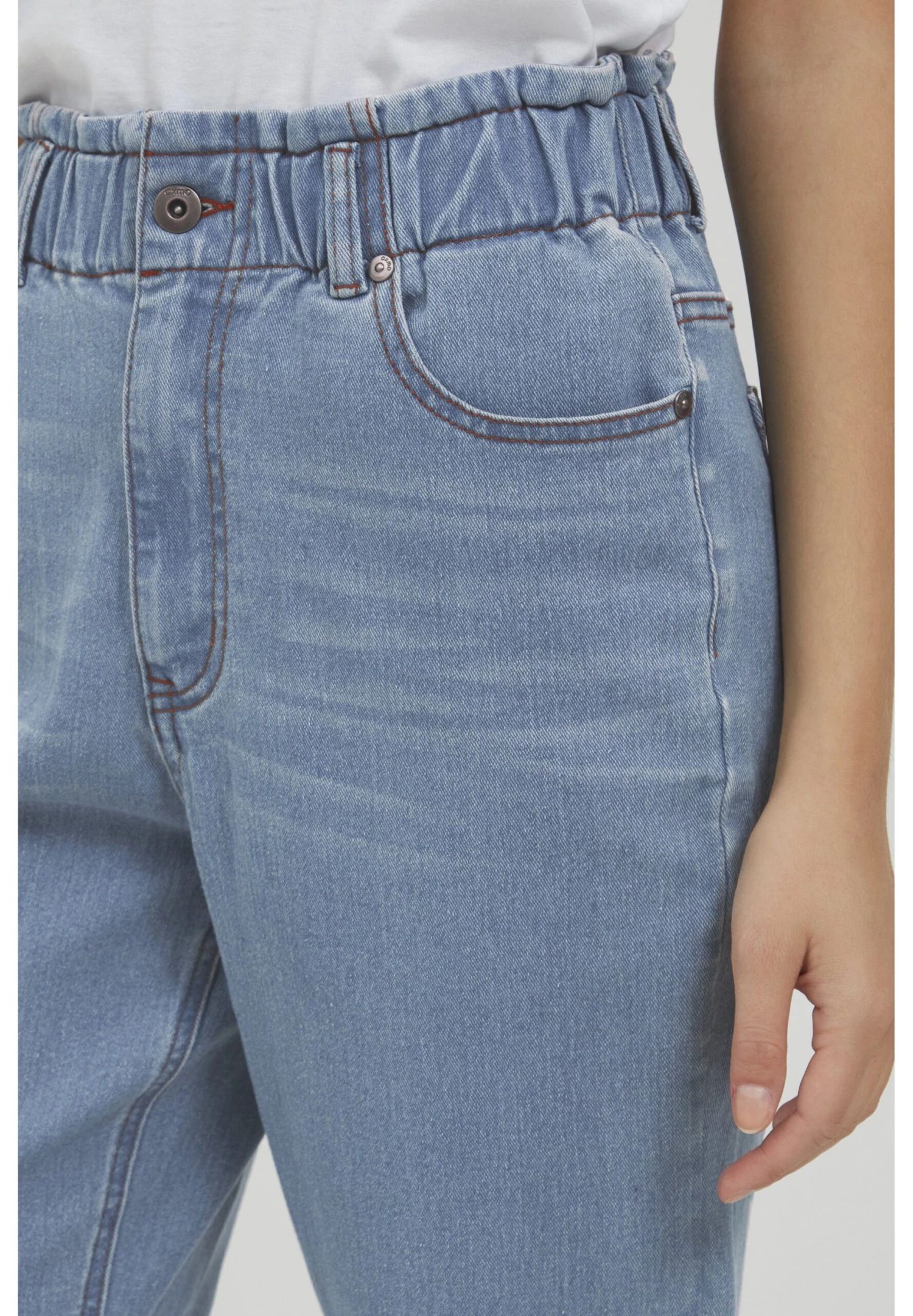 OXMO Oxann - Vaqueros Slim Fit - Ligth Blue Denim 6 OXMO Oxann - Vaqueros Slim Fit - Ligth Blue Denim - Imagen 4