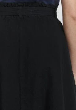 OXMO Lerke - Falda Acampanada - Black -OXMO 22ff3ddb6ff44150b0046cf427c16ce7