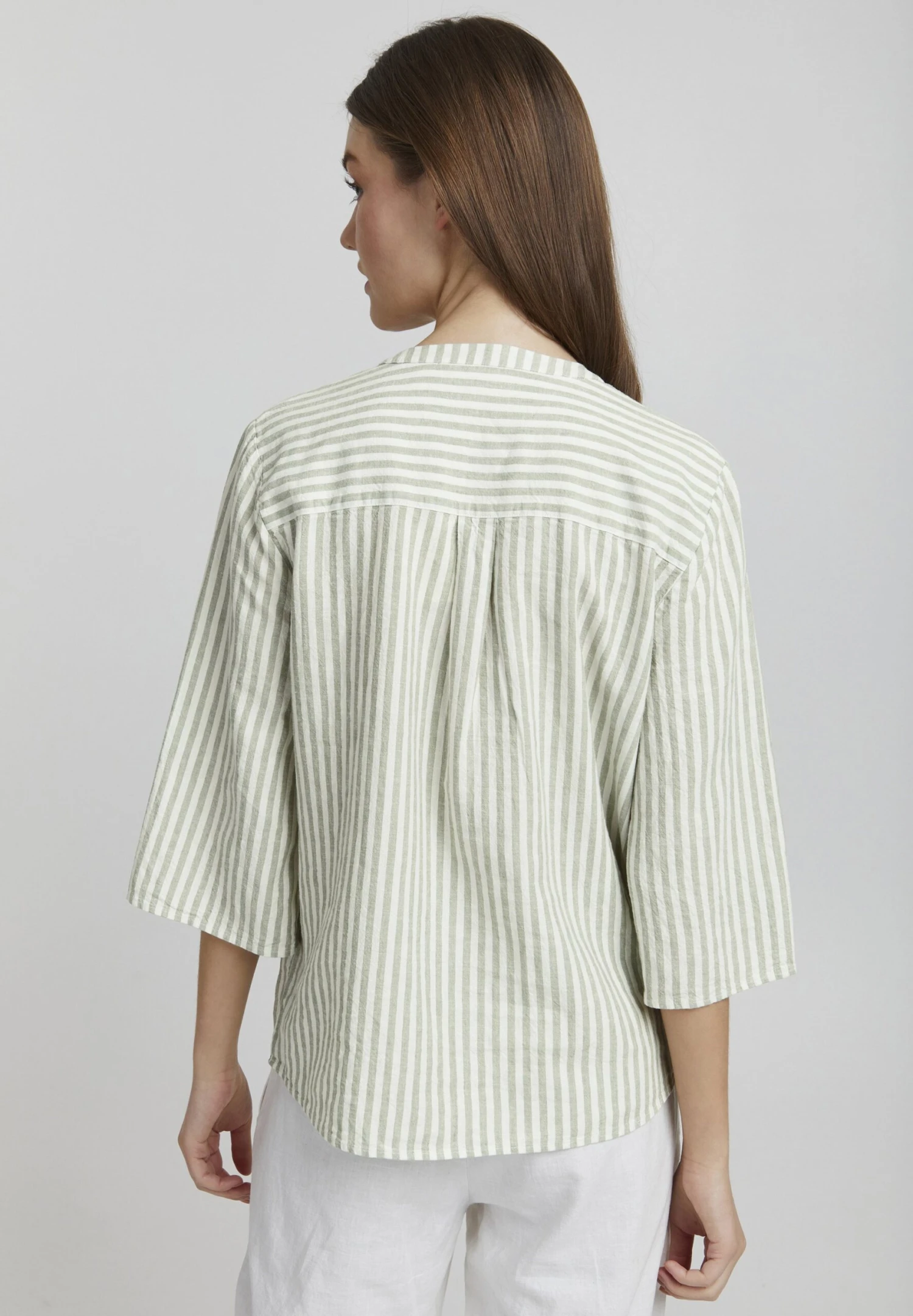 OXMO Oxanea - Blusa - Seagrass Mix 4 OXMO Oxanea - Blusa - Seagrass Mix - Imagen 3