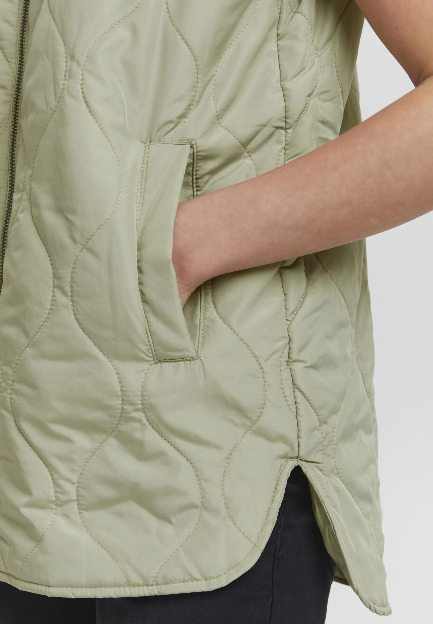 OXMO Svala - Chaleco - Seagrass 6 OXMO Svala - Chaleco - Seagrass - Imagen 4