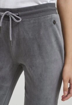 OXMO Oxnikita - Pantalones Deportivos - Castlerock 12 OXMO Oxnikita - Pantalones Deportivos - Castlerock -OXMO b9d2168b1b7043079d17c6304440783a