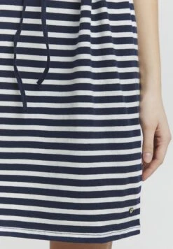 OXMO Stilla - Vestido Ligero - Total Eclipse -OXMO c1f63f0557c44fd7bd1320eb6cb44071