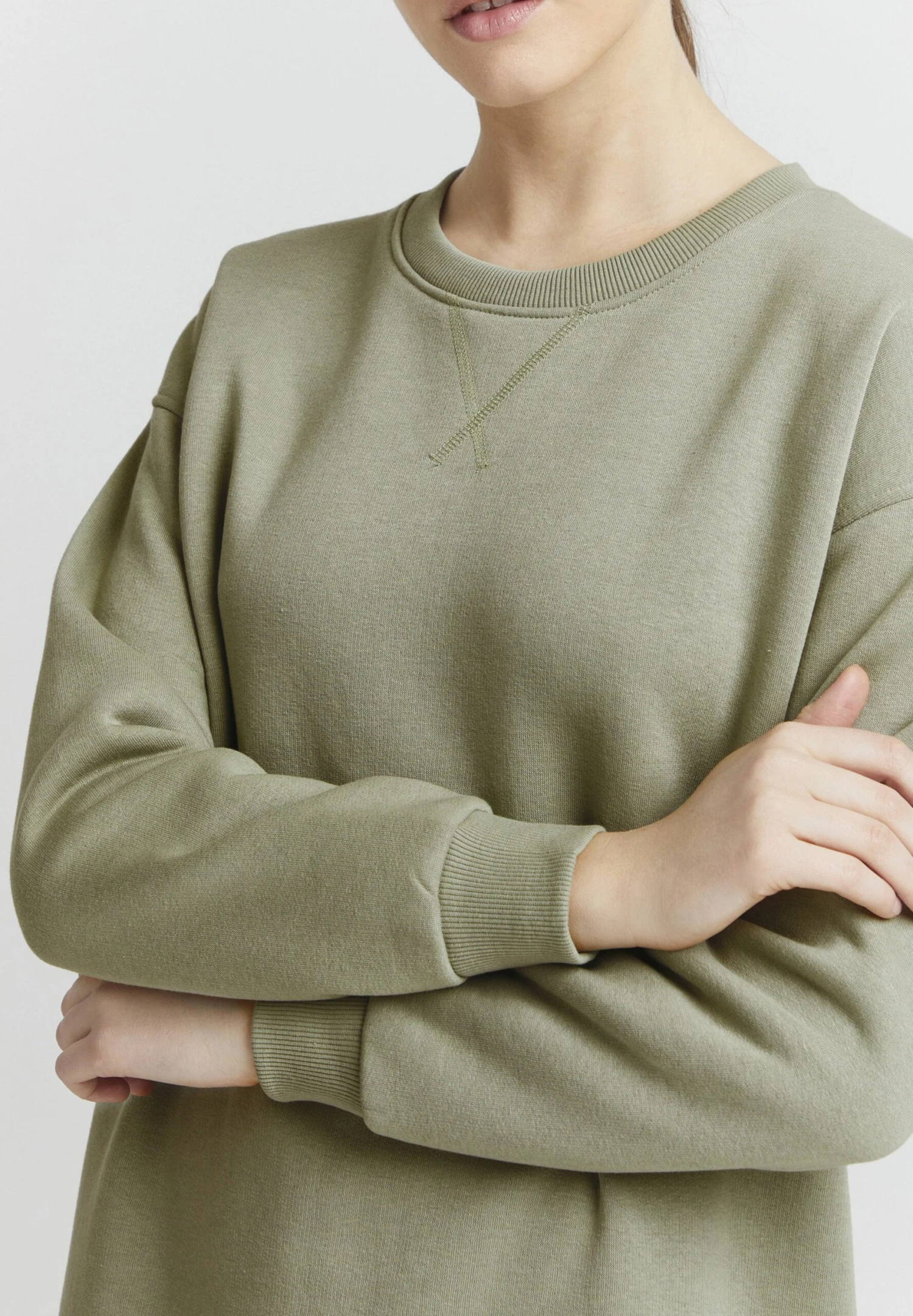 OXMO Holly - Vestido Informal - Seagrass 5 OXMO Holly - Vestido Informal - Seagrass - Imagen 3